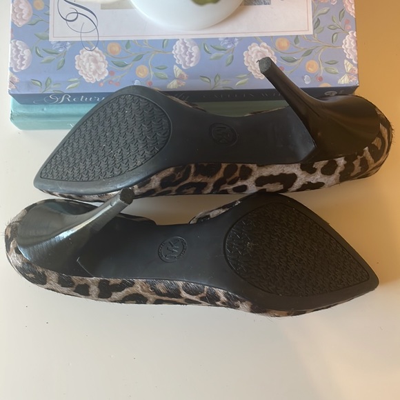 Michael Kors Leopard Print Calf Hair Size 10 Heels - Picture 7 of 11